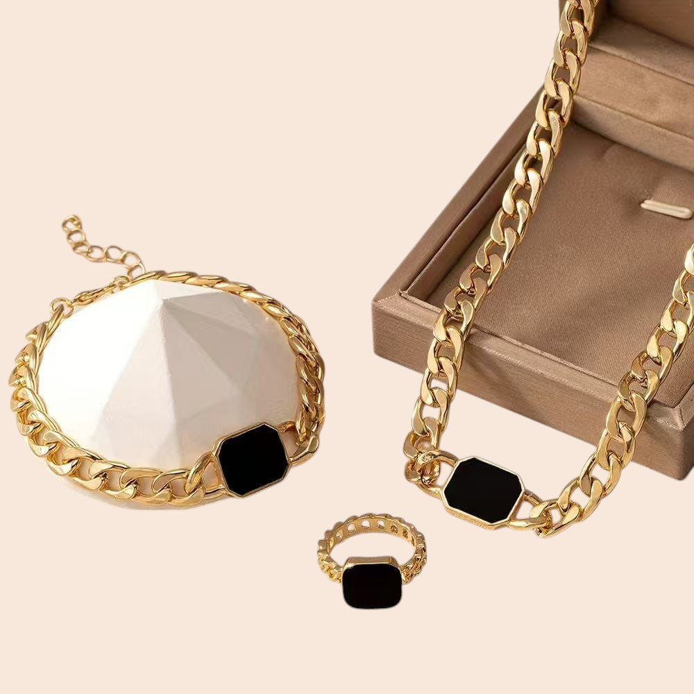 Geometric Luxe Chain Jewelry Set – Modern Statement Elegance