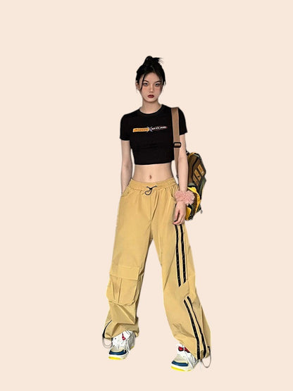 Street Utility Wide-Leg Cargo Pants