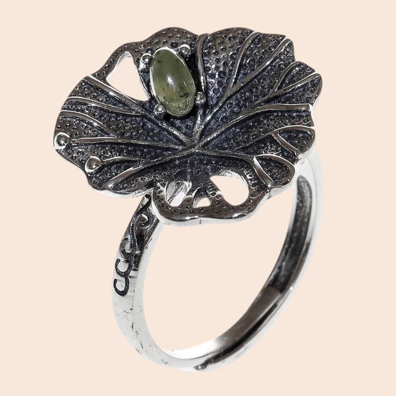 Vintage Lotus Leaf Sterling Silver Ring – Nature Inspired Elegance