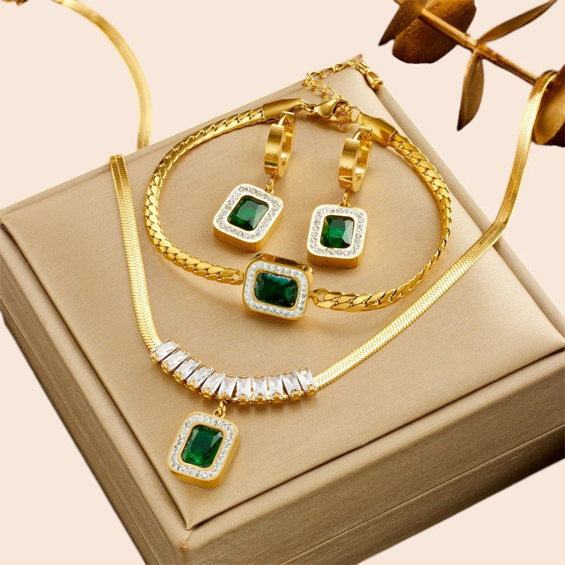 Emerald Luxe Necklace & Bracelet Set