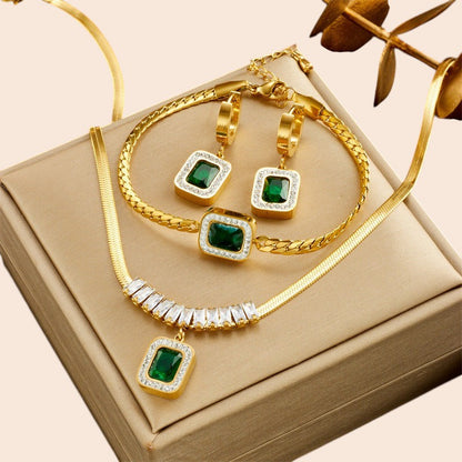 Emerald Luxe Necklace & Bracelet Set