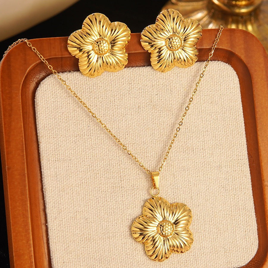 Luxury Gold Floral Jewelry Set Collection