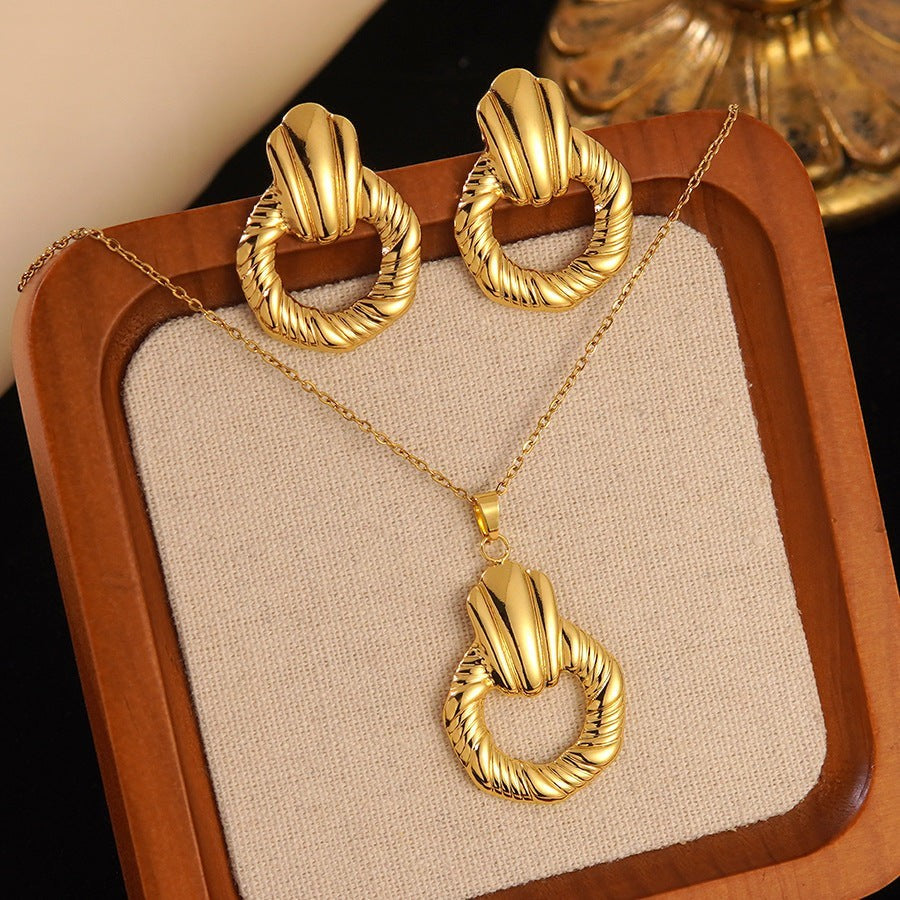 Luxury Gold Floral Jewelry Set Collection