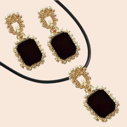Vintage Velvet Gemstone Necklace & Earring Set