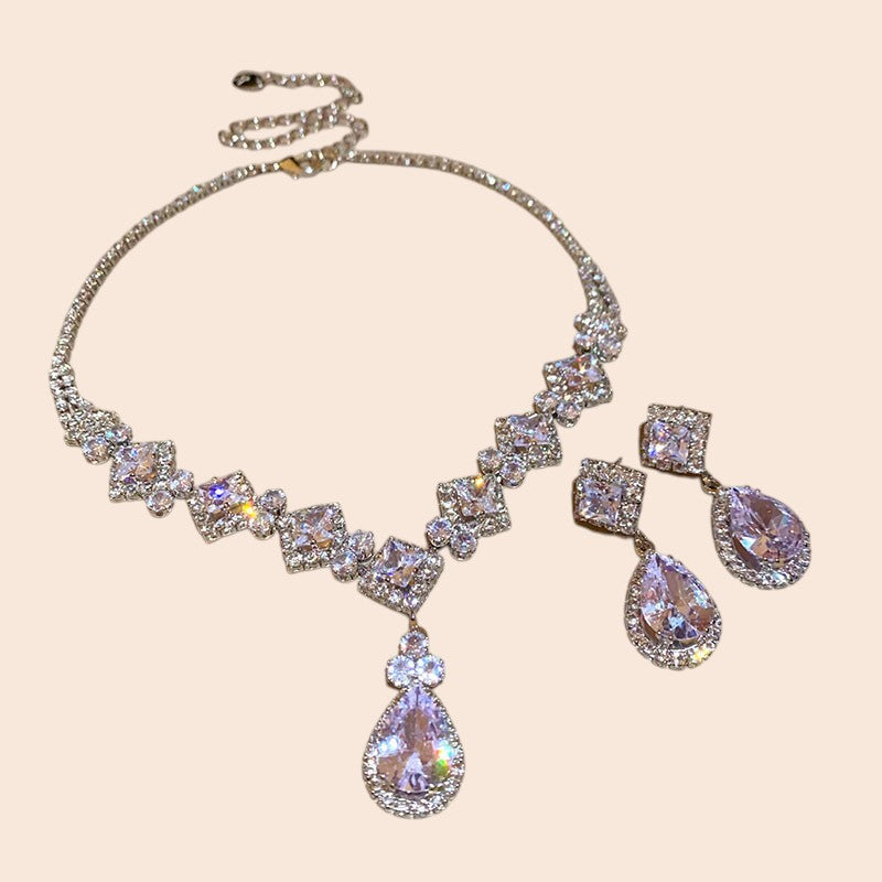 Luxury Zircon Teardrop Jewelry Set