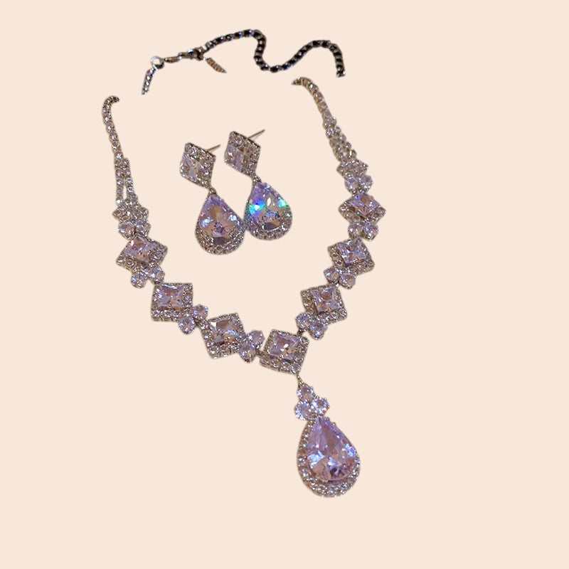Luxury Zircon Teardrop Jewelry Set