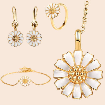 Daisy Bloom Jewelry Collection – Golden Floral Elegance